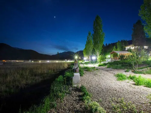 تصویر 15 - کلبه استخردار آبگرم سانسی شکوفه در فیروزکوه