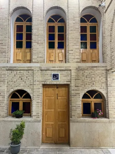تصویر 2 - هتل سنتی همای (اتاق خشت) با صبحانه رایگان در شیراز
