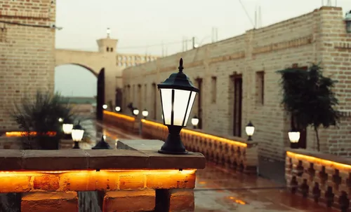 تصویر 4 - اقامتگاه بوم‌گردی عمارت ماهورا با معماری خاص آجری  در گرمسار