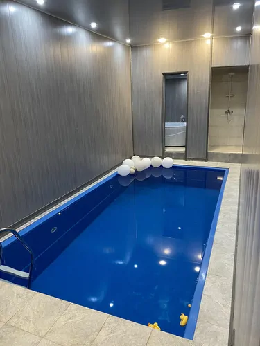تصویر ۱ - کلبه سوییسی استخردار آبگرم راش  در  زیراب