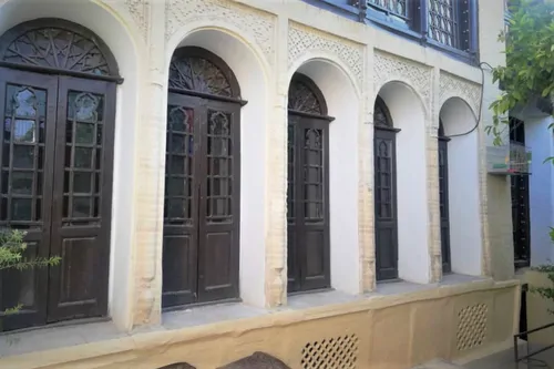 تصویر 5 - اقامتگاه بوم‌گردی عمارت قاجاریه(اتاق پنج دری) در  شیراز