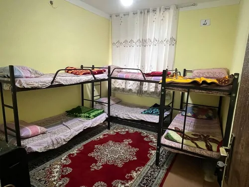 تصویر 2 - مهمانسرا تفریحی و ورزشی آبشار در بام شاهرود در شاهرود