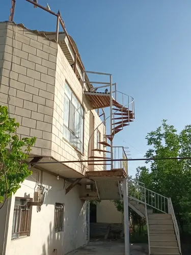 تصویر 11 - خانه درمیان  در  دورود