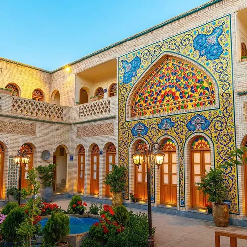 تصویر 8 - هتل سنتی گل آرا (اتاق گلبرگ) در  اصفهان