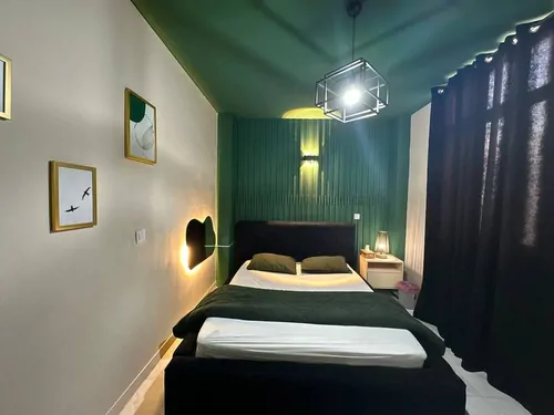 تصویر 21 - آپارتمان مبله لاولی روم (واحد 3) در میدان انقلاب با صبحانه رایگان  در  تهران