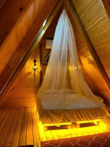 تصویر 52 - کلبه عشق با جکوزی در  سوادکوه