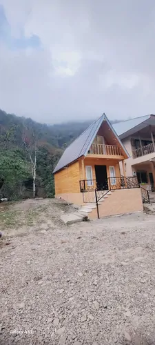 تصویر 3 - کلبه یکطرف بالکن روبه جنگل وطرف دیگر روبه رودخانه ودردل طبیعت در ماسوله 