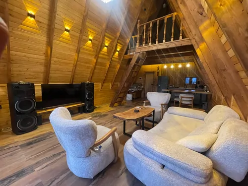 تصویر 6 - کلبه فانوس در نور