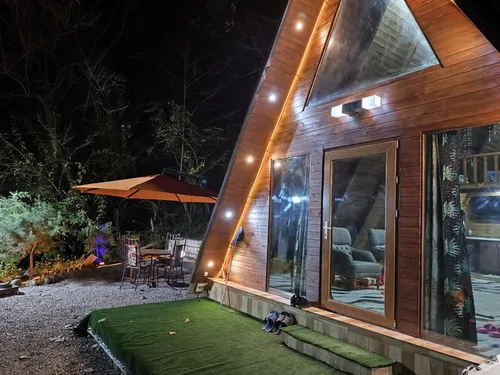 تصویر 15 - کلبه سوئیسی آرسین با جکوزی در  لفور