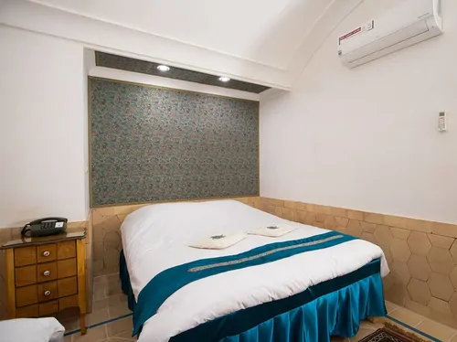 تصویر 7 - هتل سنتی سرای بابا افضل(اتاق202) در  کاشان