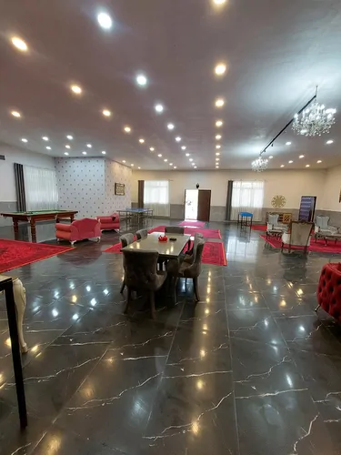 تصویر 5 - خانه استخردار آبگرم روشنا با سرسره آبی در فردیس