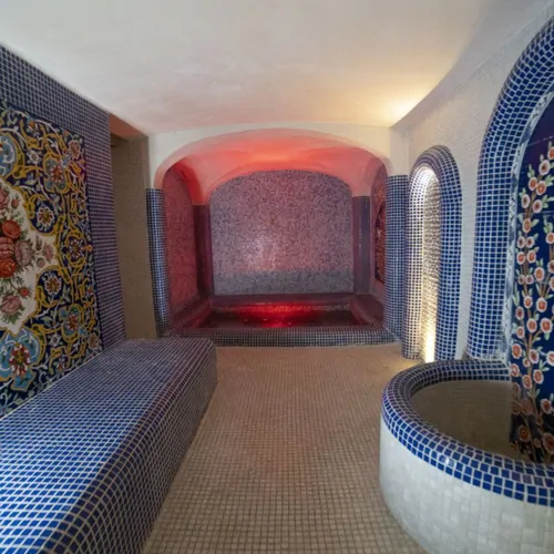 تصویر 7 - اقامتگاه بوم‌گردی عمارت هفت رنگ(درب شیخ) در  شیراز