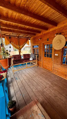 تصویر 11 - اقامتگاه بوم‌گردی الماس سبز (واحد5) در  قلعه‌رودخان 