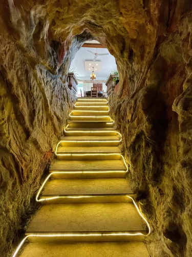 تصویر 12 - ویلا استخردار آبگرم سنگی با بیلیارد و فوتبالدستی در  کردان