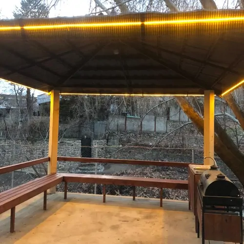 تصویر 21 - کلبه سوئیسی نوران (کنار رودخانه) در  کردان