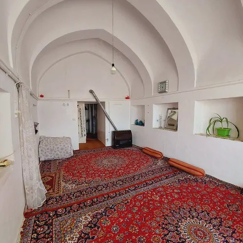 تصویر 10 - سوییت  شمس العماره (اتاق سی طاقچه) در  اردستان