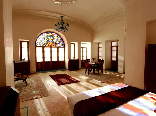 تصویر 3 - هتل سنتی عمارت ماندگار(110 _ شاه نشین) در  کاشان