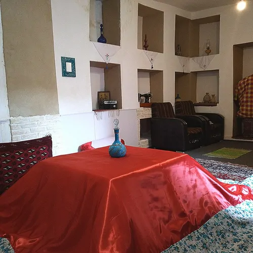 تصویر 5 - اقامتگاه بوم‌گردی عمارت صدر (اتاق رز) در  گرگان