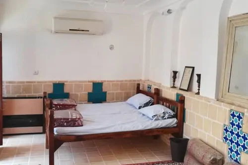 تصویر 3 - اقامتگاه بوم‌گردی عمارت آینه خانه(واحد5) در ورزنه
