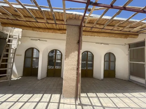 تصویر 3 - اقامتگاه بوم‌گردی عمارت قجری و سنتی افسرالسلطنه در تفت