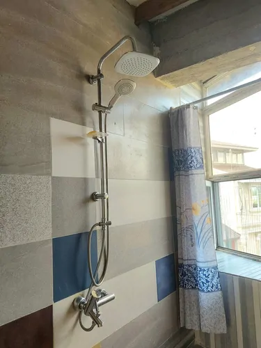 تصویر 2 - ویلا معماری بی نظیر با چشم انداز کوه های دیلمان در لاهیجان