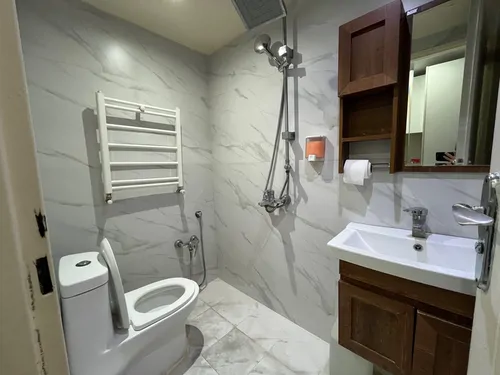 تصویر 11 - سوییت مهوین (1) در خیابان امام خمینی در تهران