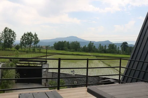 تصویر 23 - کلبه سوئیسی جنگلی نیل با جکوزی در لفور