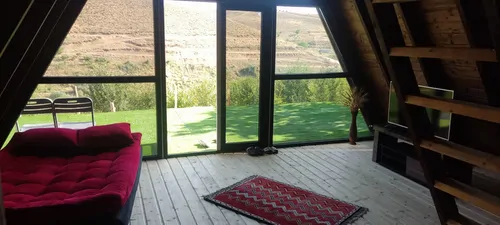 تصویر 4 - کلبه کلبه سویسی با جکوزی در سمیرم