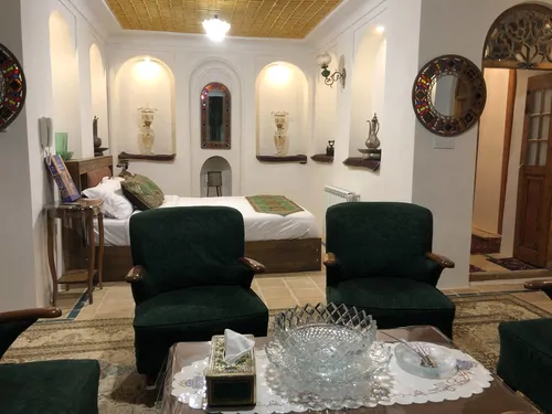 تصویر 1 - هتل سنتی  نبوی (شاهنشین) در  قزوین