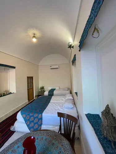 تصویر 1 - اقامتگاه بوم‌گردی عمارت عندلیبان (اتاق ترنم) در  یزد