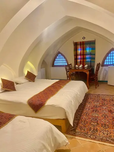 تصویر 8 - هتل سنتی سرای نفیس (اتاق فیروزه) در  کاشان