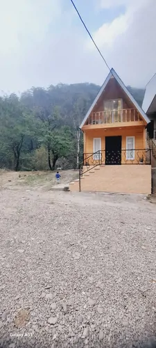 تصویر 2 - کلبه یکطرف بالکن روبه جنگل وطرف دیگر روبه رودخانه ودردل طبیعت در ماسوله 