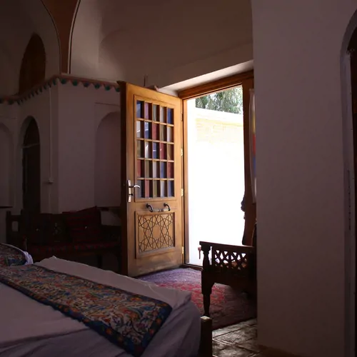 تصویر 5 - اقامتگاه بومگردی بوتیک هتل عمارت حاکم واحد مینا(103) در ساوه