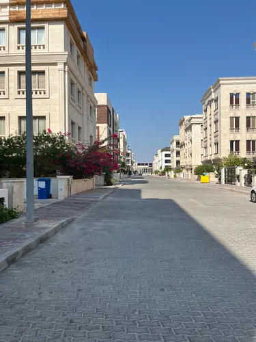 تصویر 2 - آپارتمان تست ثبت عکس از سافاری در زیرکوه