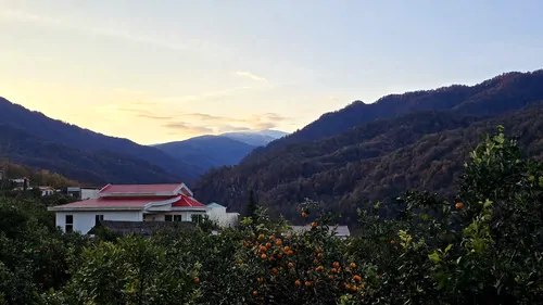 تصویر 12 - کلبه سوئیسی لونا با جکوزی در  نشتارود