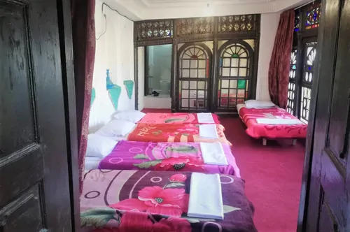 تصویر 5 - اقامتگاه بوم‌گردی (۵ تخته شاه نشین) در  شیراز