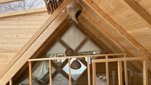 تصویر 9 - کلبه نیلا با سقف شیشه ای در رضوانشهر