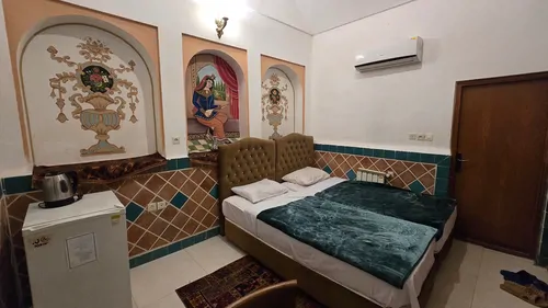 تصویر ۱ - هتل سنتی علی بابا (اتاق ۷) با صبحانه رایگان  در  یزد