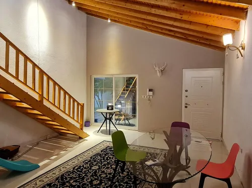 تصویر 11 - ویلا دوبلکس با سقف چوبی در  زیبا کنار