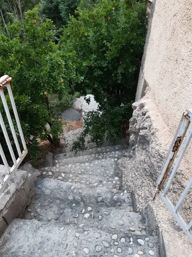 تصویر 3 - ویلا باغ ویلا لب آب جنگلی دوخواب باغبهادران در باغ بهادران