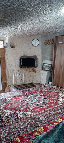 تصویر 3 - روستایی و عشایری اقامتگاه کاملا از صخره و در محیطی بسیار دنج و روستایی است در اسکو