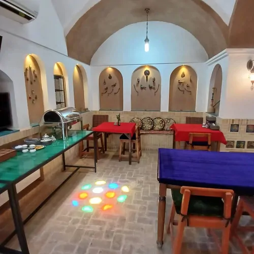 تصویر 5 - هتل سنتی اتاق سه تخته ۳ در یزد