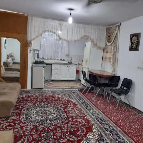 تصویر 3 - ویلا عمارت لاله در لفور