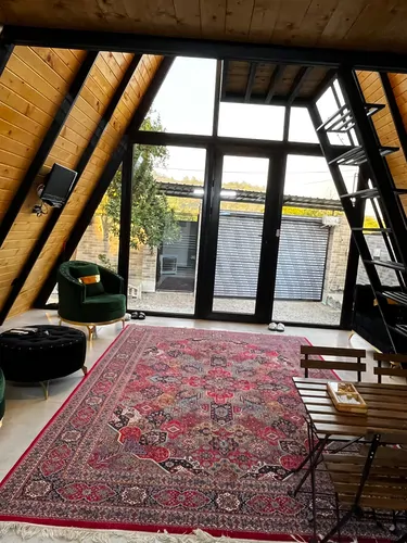 تصویر 2 - کلبه سوییسی نوشیکا در شیرگاه