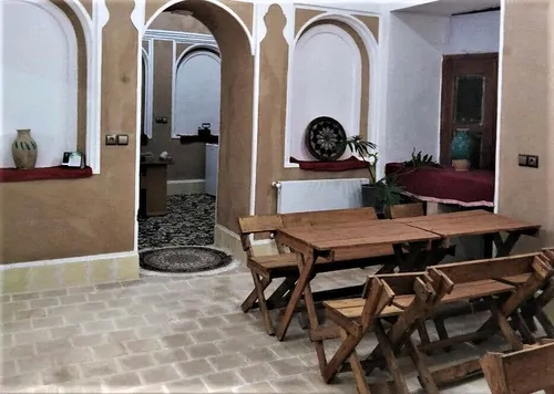 تصویر 2 - اقامتگاه بوم‌گردی عمارت سه دری (واحد2) در یزد