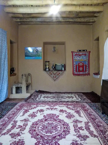 تصویر 4 - اقامتگاه بوم‌گردی رویین دژ - سوئیت (1) در  اسفراین