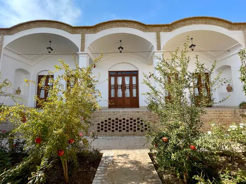 تصویر 13 - خانه ویلایی ارباب در کاشان