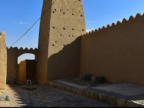 تصویر 2 - ویلا خانه باغ کویری در اصفهان