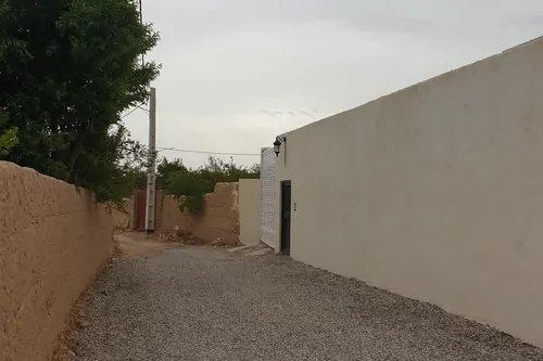 تصویر 3 - خانه باغ زیبا در مهریز
