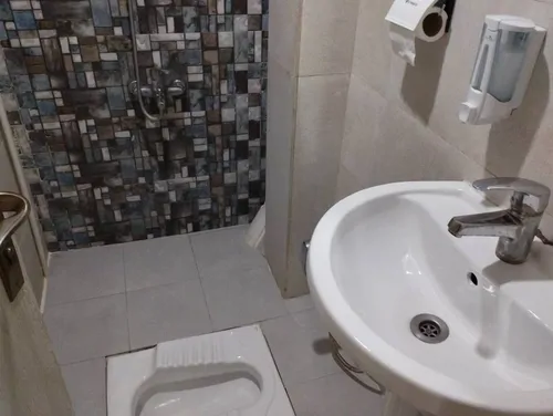 تصویر 12 - مهمانسرا بصیر (۵۰۱) در تهران